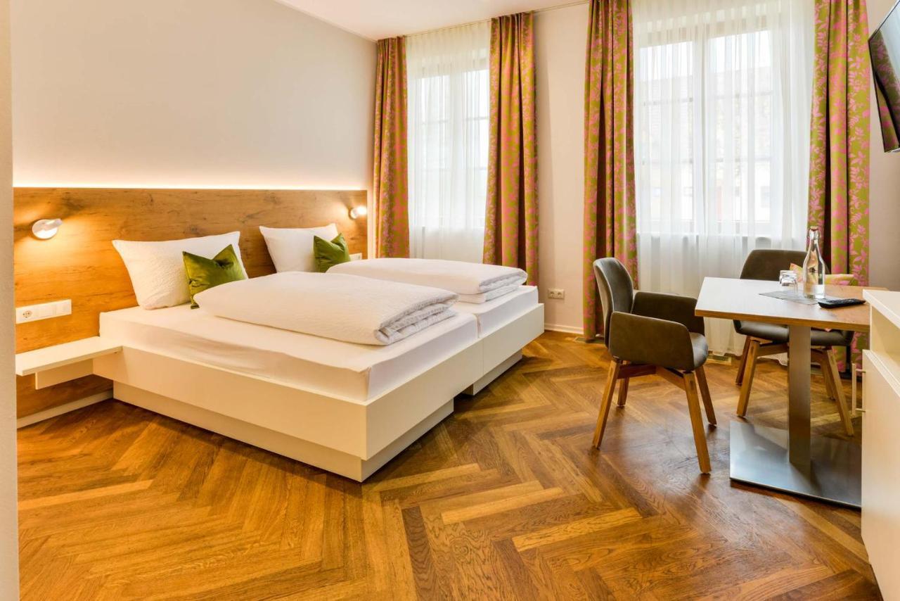 Bett'N Glueck - Uebernachtung & Fruehstueck Bed & Breakfast Zusmarshausen Bagian luar foto