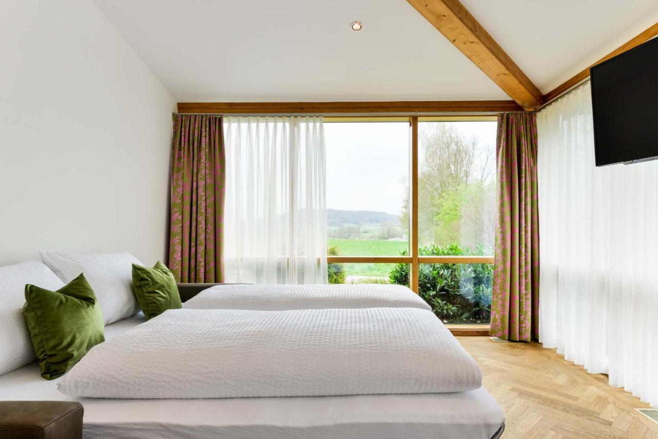 Bett'N Glueck - Uebernachtung & Fruehstueck Bed & Breakfast Zusmarshausen Bagian luar foto